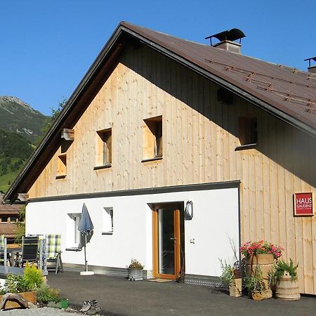 Haus Gaudenz Apartamento Warth  Exterior foto